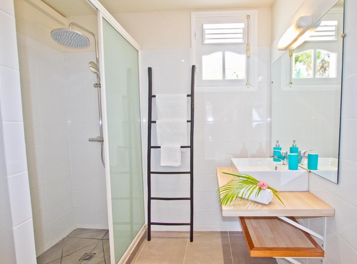 Appartement Tillet. O Coeur De Deshaies. エクステリア 写真
